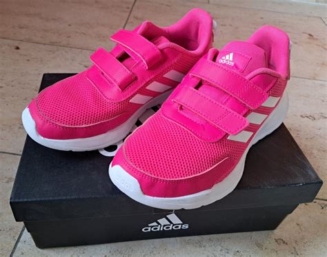 hallenschuhe adidas mit flecken mit weißer sohle